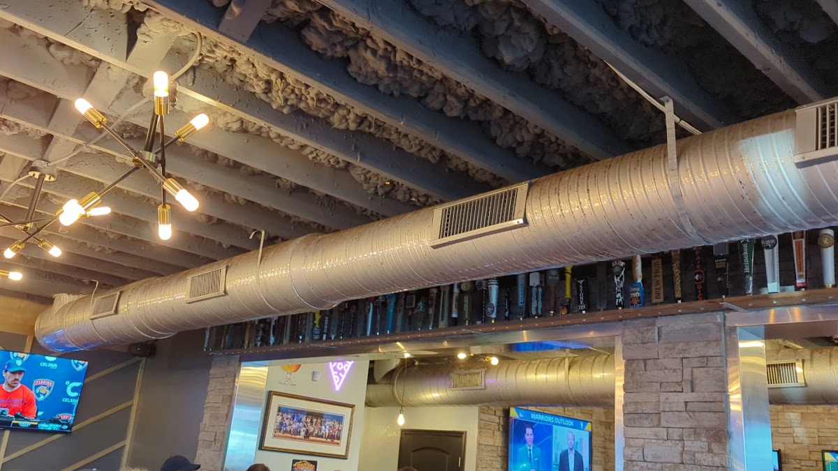 Mike's Pizza And Pub-2