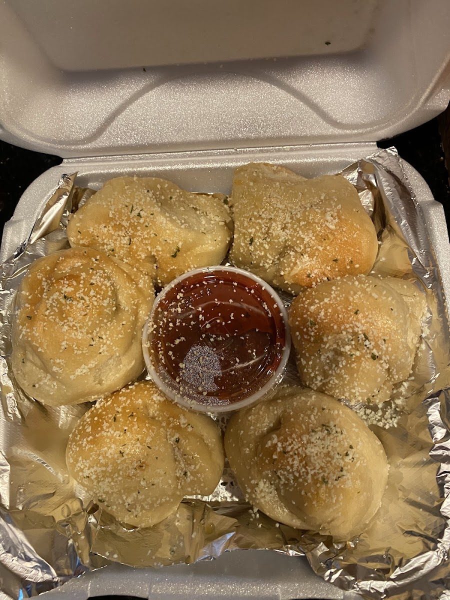 Mike's Pizza And Pub-8